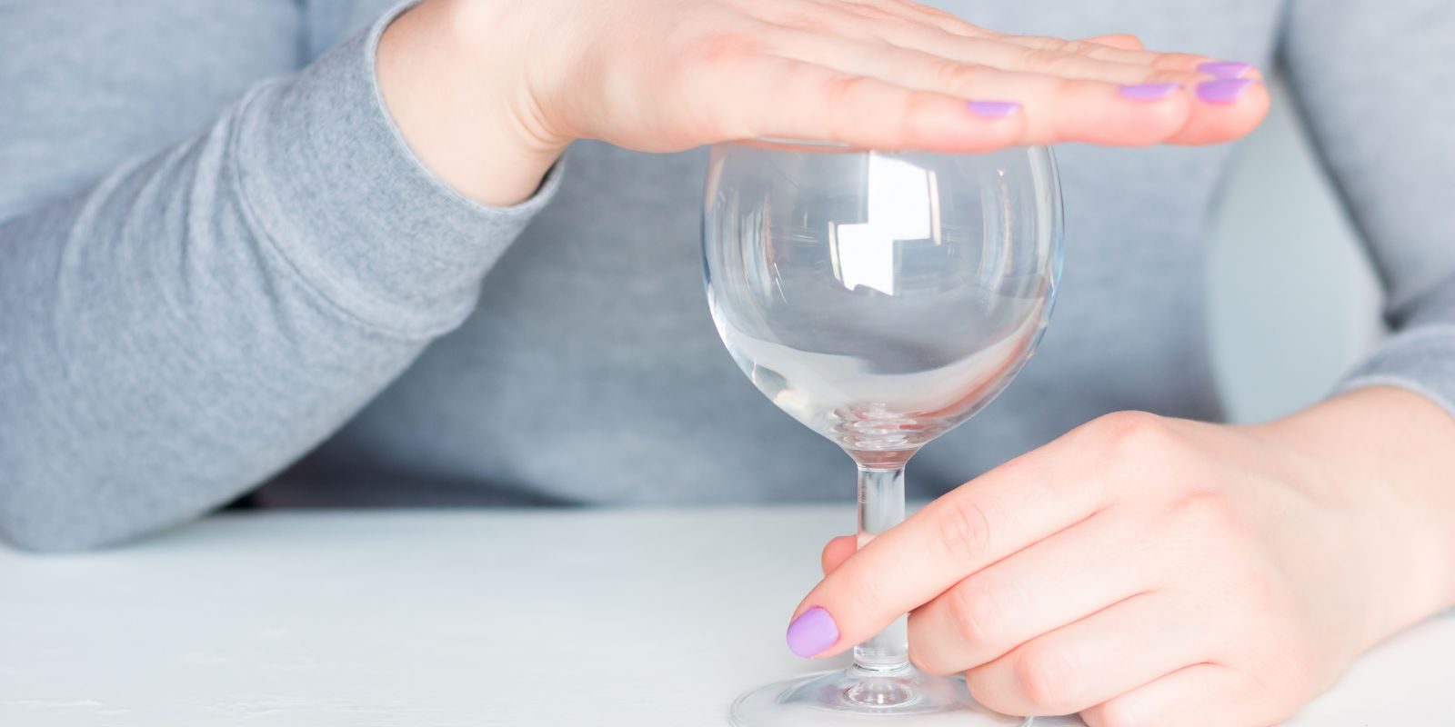 Glass, Body Part, Finger