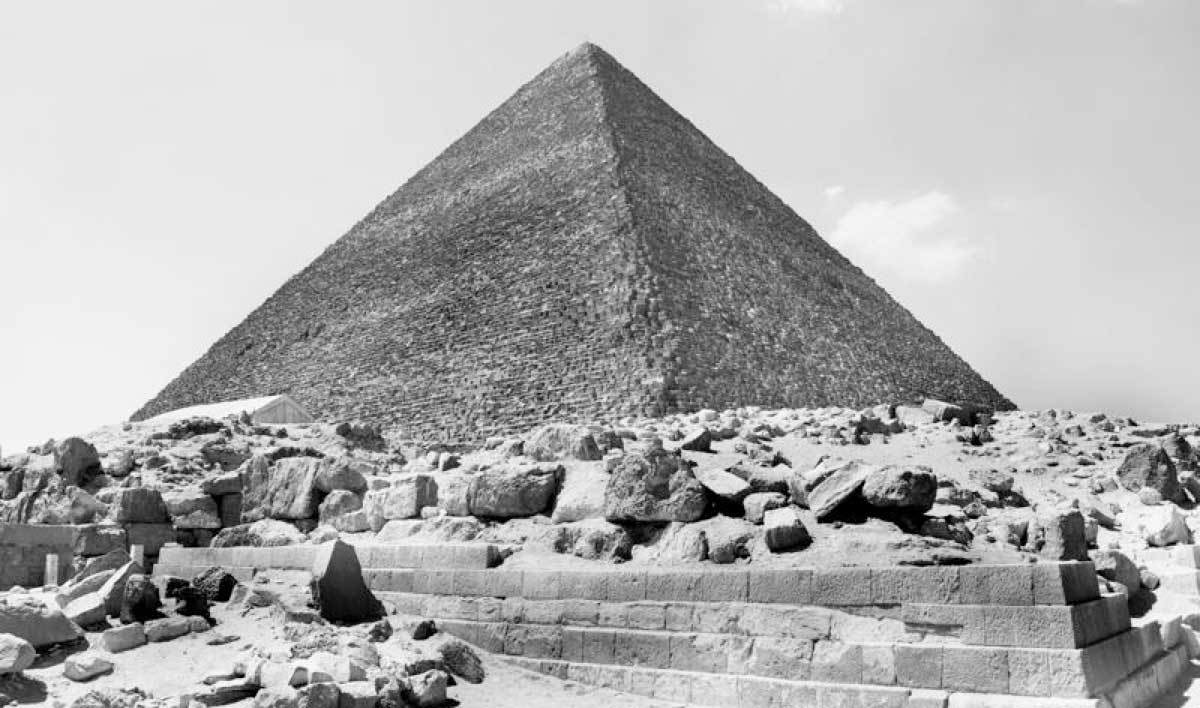 Pyramid Photo